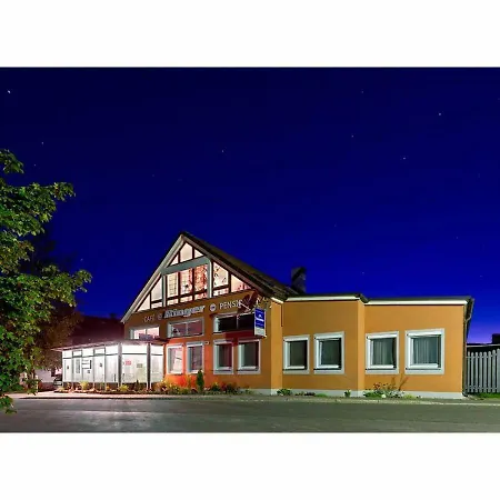 Guest house Cafe Und Ringer 3*