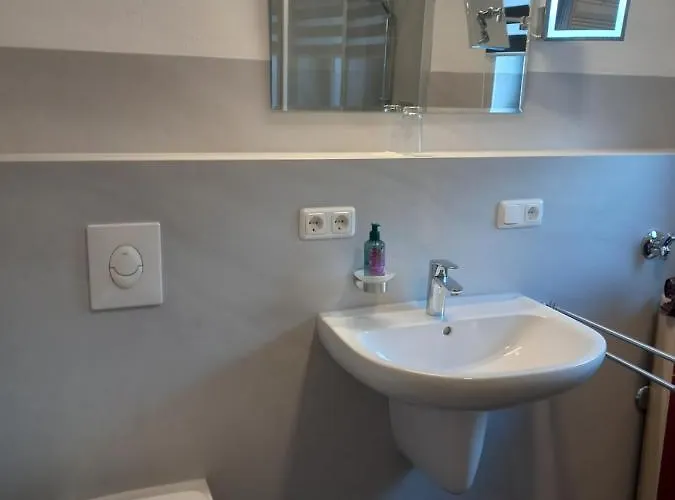 Cafe Und Ringer Πανσιόν